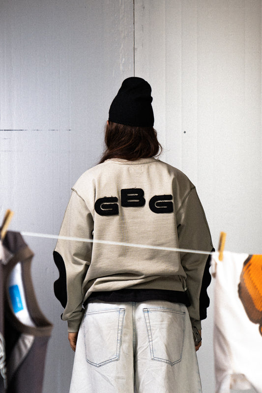 PADDED DISTORTED CREWNECK