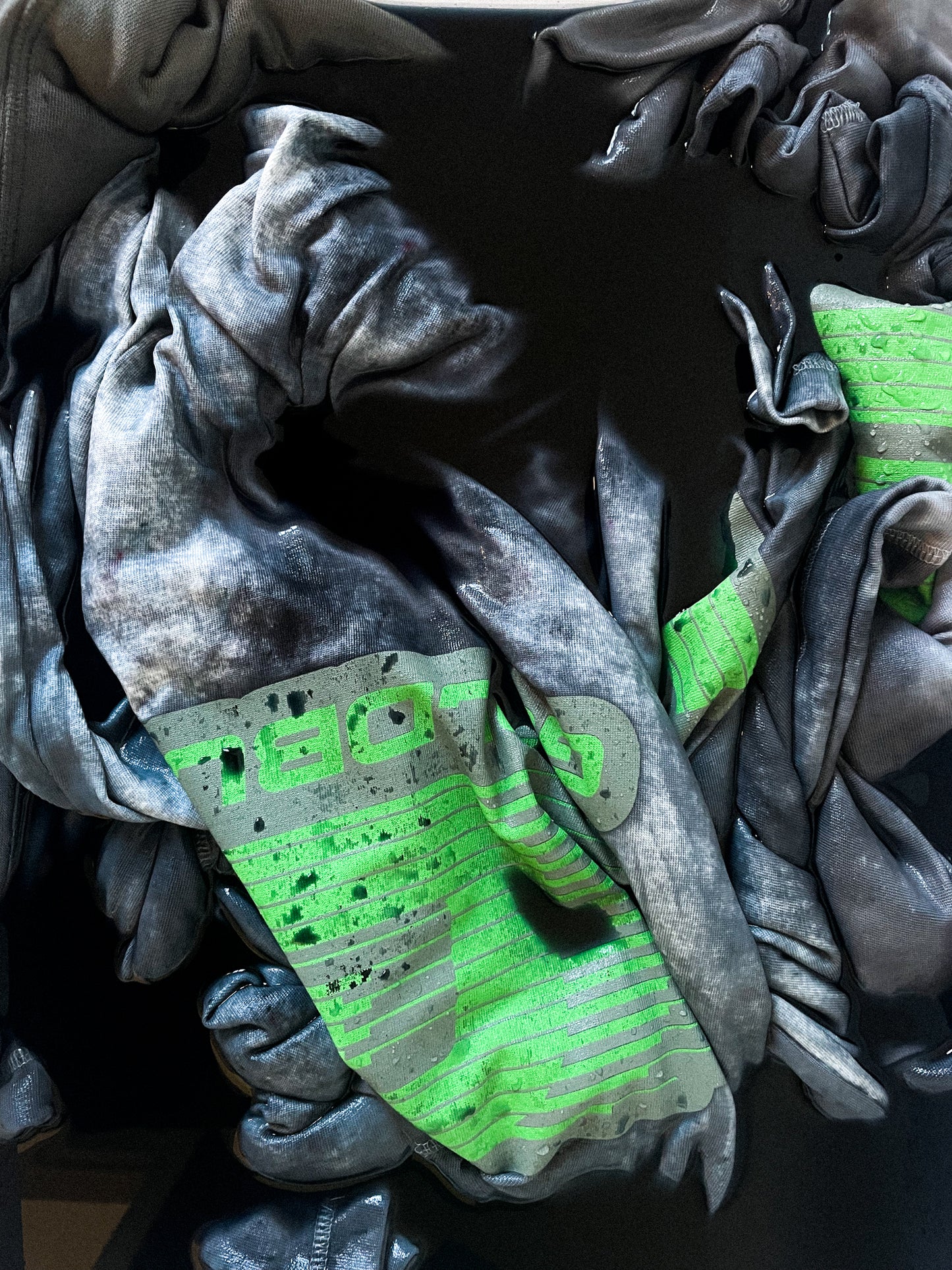 CLASSIC DYED LOGO TSHIRT