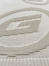 Load image into Gallery viewer, VEKNIS KNIT SWEATER TONE ON TONE CREME
