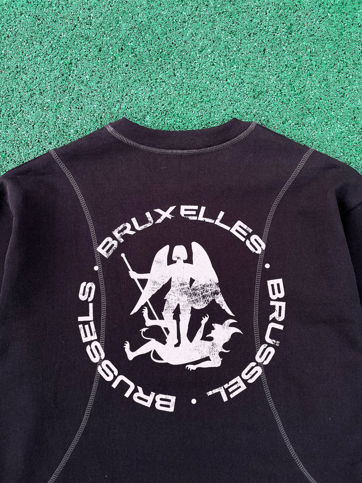 FOR THE CITY LONGSLEEVE SWEATER