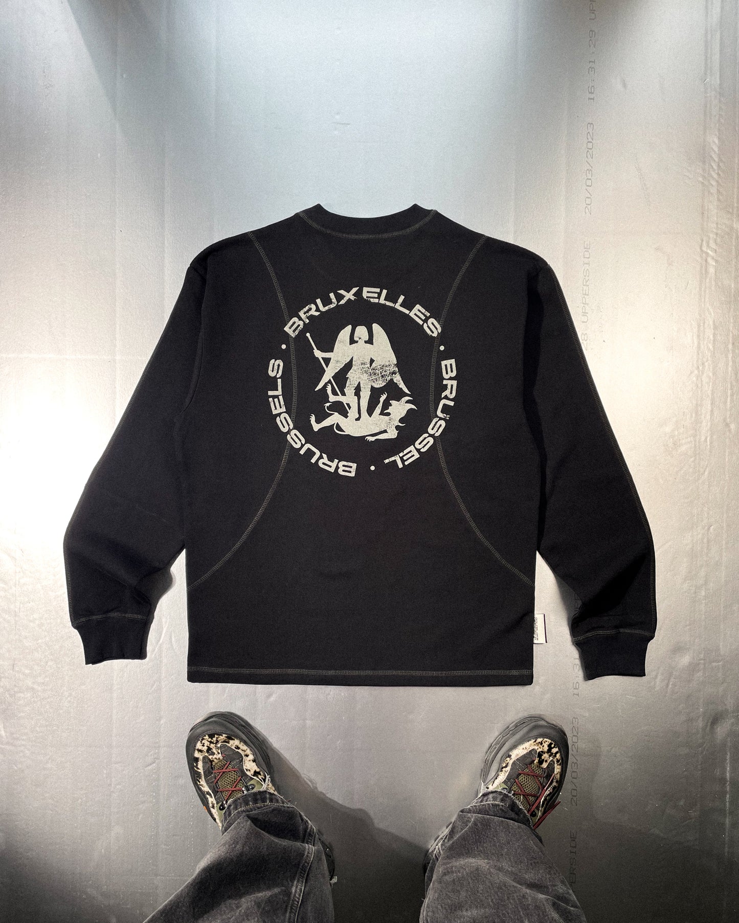 FOR THE CITY LONGSLEEVE SWEATER