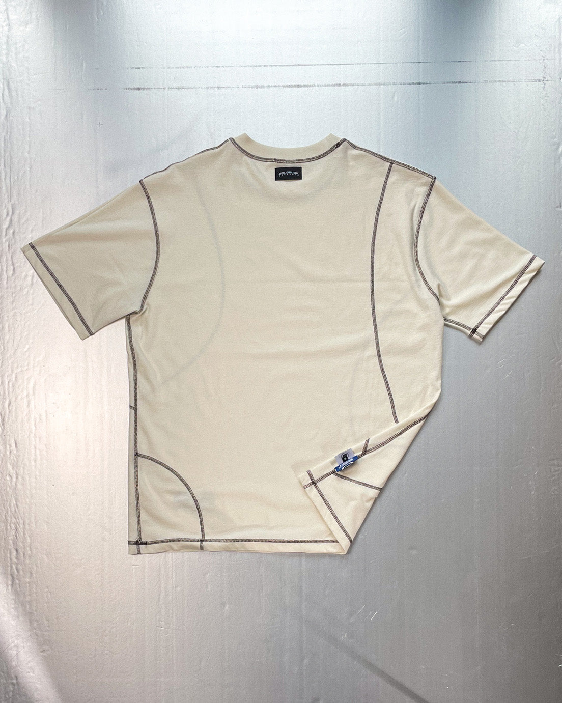 REVERSIBLE CONTRAST TSHIRT
