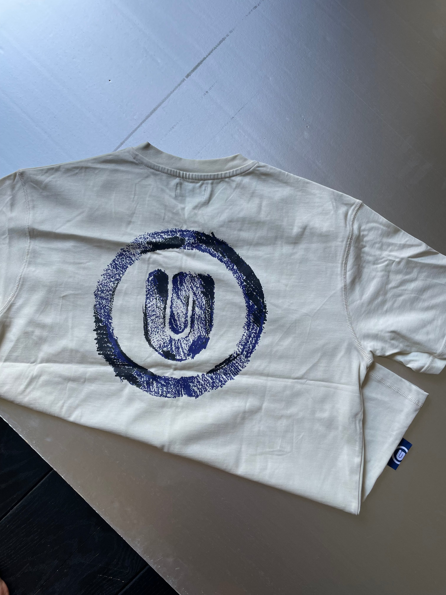CREME SAMPLE TEE 2025 XL