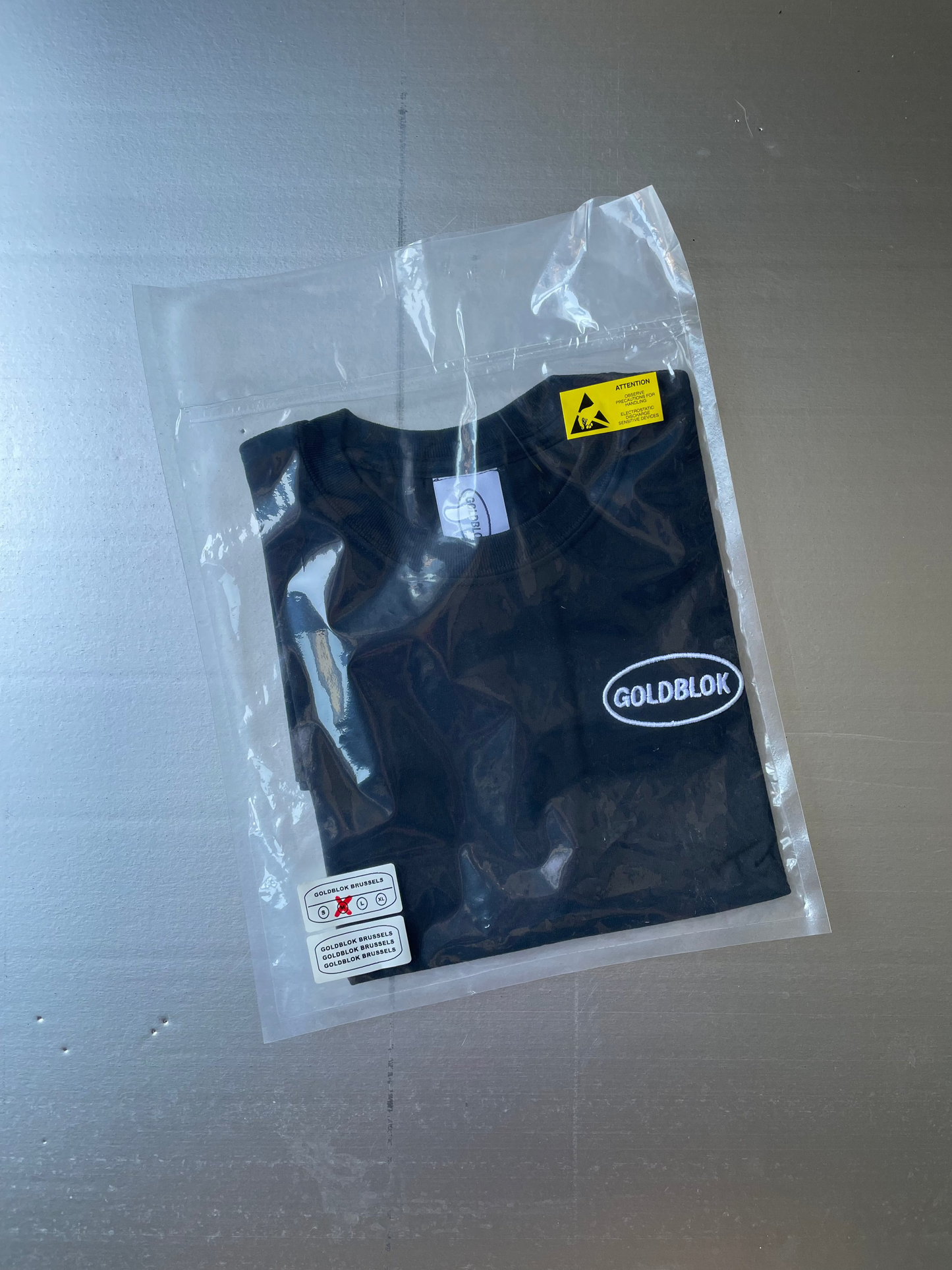 EMBROIDERY TEE 2019 M & L