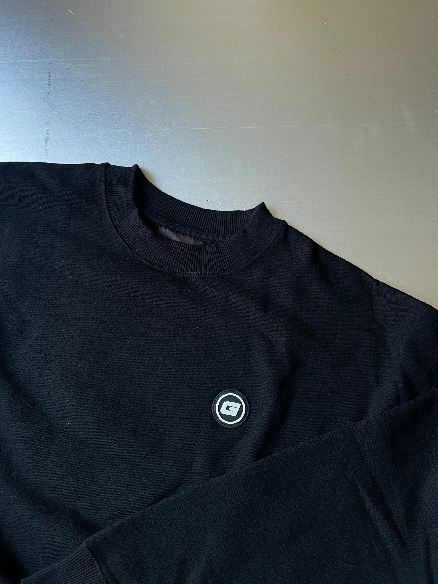 RARE 2021 G CREWNECK SIZE XL (BIG XL)
