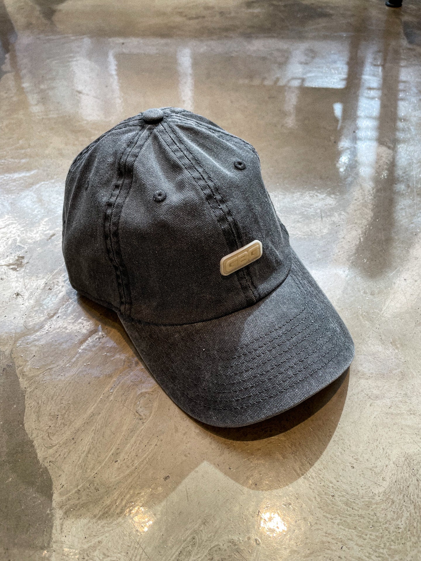 FALL 22 WASHED CAPS CREAM