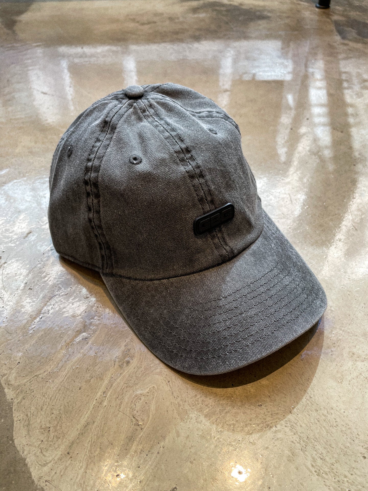 FALL 22 WASHED CAPS BLACK