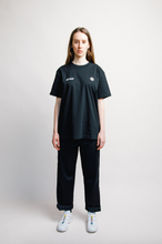 Load image into Gallery viewer, TEE BLACK PVC MULTICOLOR PRINT
