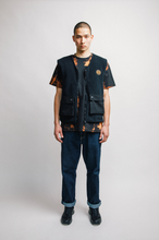 Load image into Gallery viewer, UTILITY VEST BLACK MIGNON/GBG
